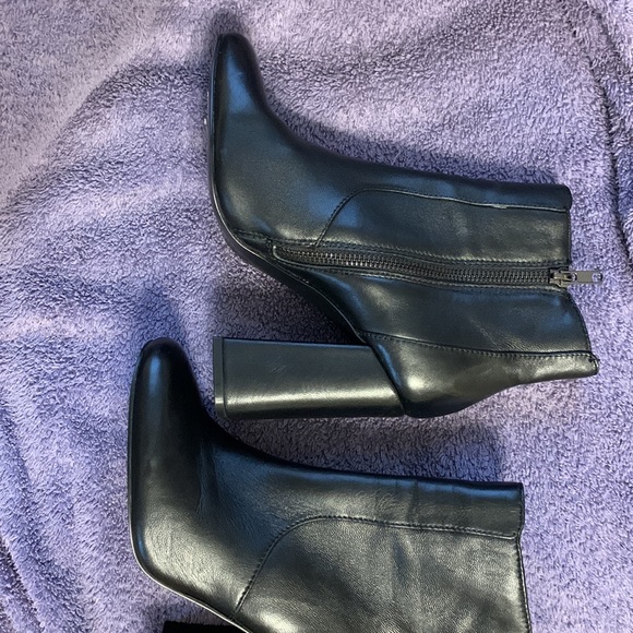 Steve Madden heeled leather boots size 7.5 - Picture 4 of 6